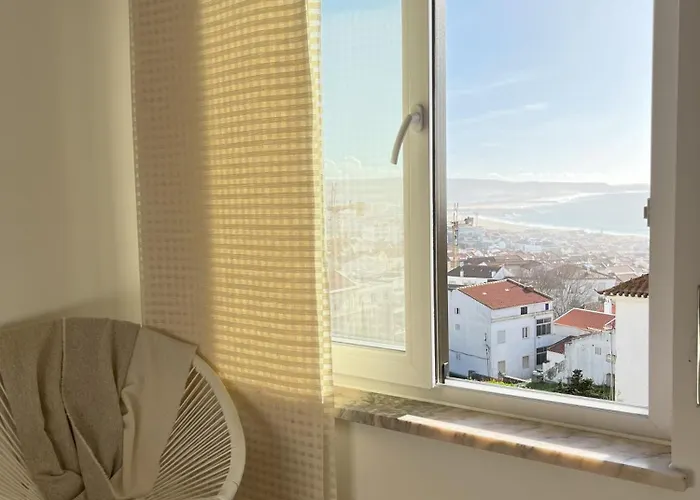 Lighthouse - Rest, And Dream ナザレ